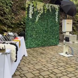 Beautiful background and nice set up Beautiful background and nice set up