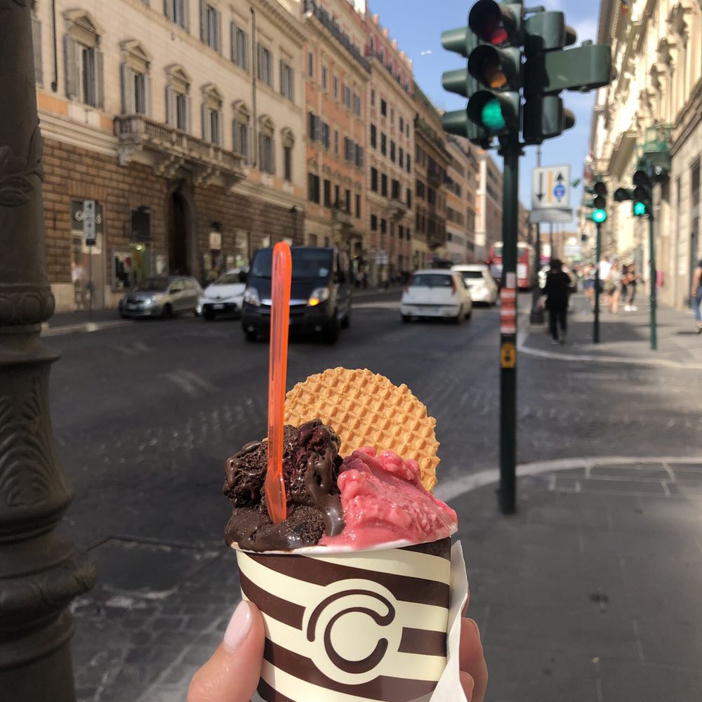 Crema & Cioccolato - Dark dark chocolate and raspberry - Ice Cream & Frozen Yogurt Near Me - Rome, RM Crema & Cioccolato - Dark dark chocolate and raspberry - Ice Cream & Frozen Yogurt Near Me - Rome, RM