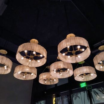 Café Laurel - beautiful lighting - French Near Me - Miami, Florida Café Laurel - beautiful lighting - French Near Me - Miami, Florida