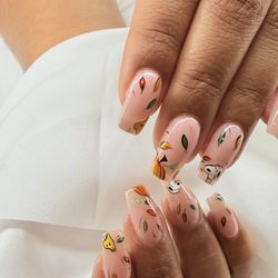Vivian Nail Bar