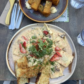 Nourish Bistro - Vegan Near Me - Banff, Alberta Nourish Bistro - Vegan Near Me - Banff, Alberta