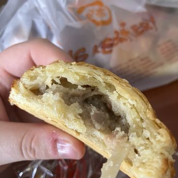 Sheng Kee Bakery - Chicken pot pie - Bakeries Near Me - Cupertino, California Sheng Kee Bakery - Chicken pot pie - Bakeries Near Me - Cupertino, California