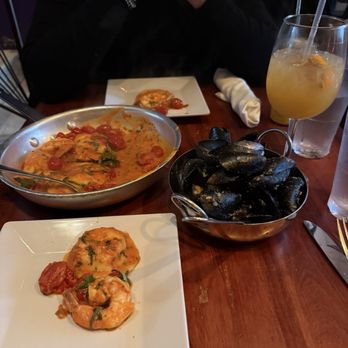 Carmelina's - Lobster ravioli and mussels - Italian Near Me - Boston, Massachusetts Carmelina's - Lobster ravioli and mussels - Italian Near Me - Boston, Massachusetts