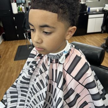 Good Vibration Cuts - Mid Shadow Taper w/ Curly Top - Barbers Near Me - Raleigh, North Carolina Good Vibration Cuts - Mid Shadow Taper w/ Curly Top - Barbers Near Me - Raleigh, North Carolina