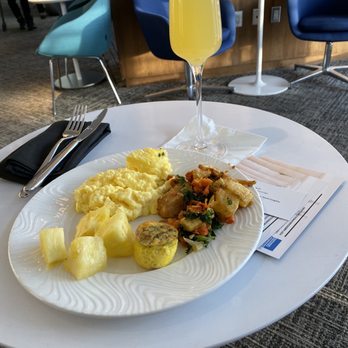 The Centurion Lounge - Mimosssssa - Airport Lounges Near Me - Las Vegas, Nevada The Centurion Lounge - Mimosssssa - Airport Lounges Near Me - Las Vegas, Nevada
