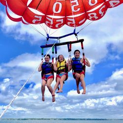 Pompano Joe's Parasail Destin - Beach Parasailing in Destin on Miramar Beach!