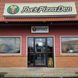 Fox's Pizza Den - Fox's pizza in Dubois Pennsylvania