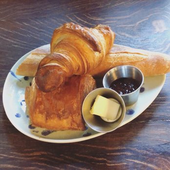 Le Perche - Bread basket to start. - French Near Me - Hudson, New York