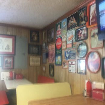 Huck's Cafe - Burgers Near Me - Commerce, Georgia Huck's Cafe - Burgers Near Me - Commerce, Georgia