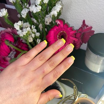 F.A.R Nails - Nail Salons Near Me - Calistoga, California F.A.R Nails - Nail Salons Near Me - Calistoga, California