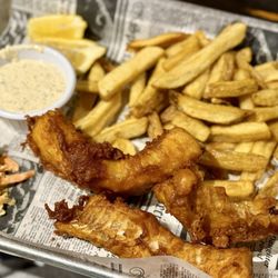 The Field Irish Pub - Fish & Chips