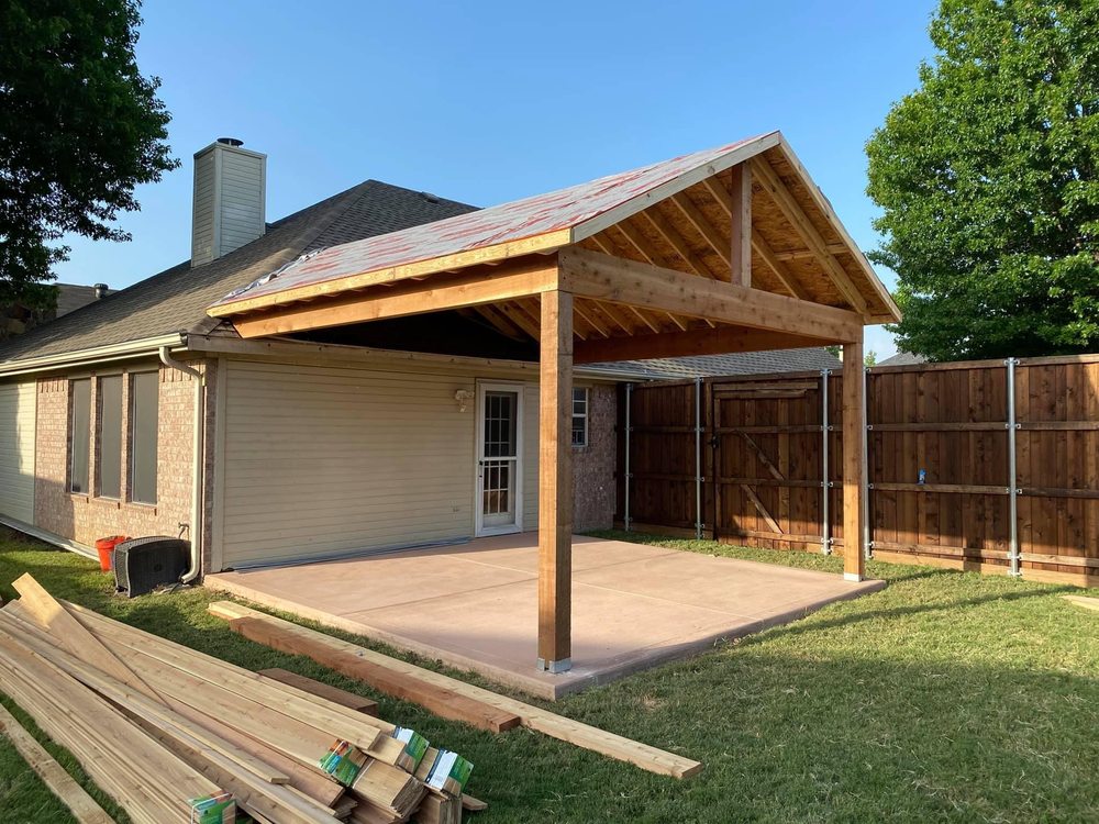 Slide of Longhorn Construction