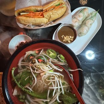 Pho 39 - pho and spring rolls and bánh mi - Vietnamese Near Me - Taylors, South Carolina