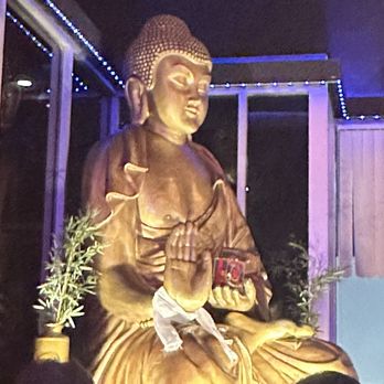 Jade Eatery & Lounge - Decor - Asian Fusion Near Me - Hicksville, New York