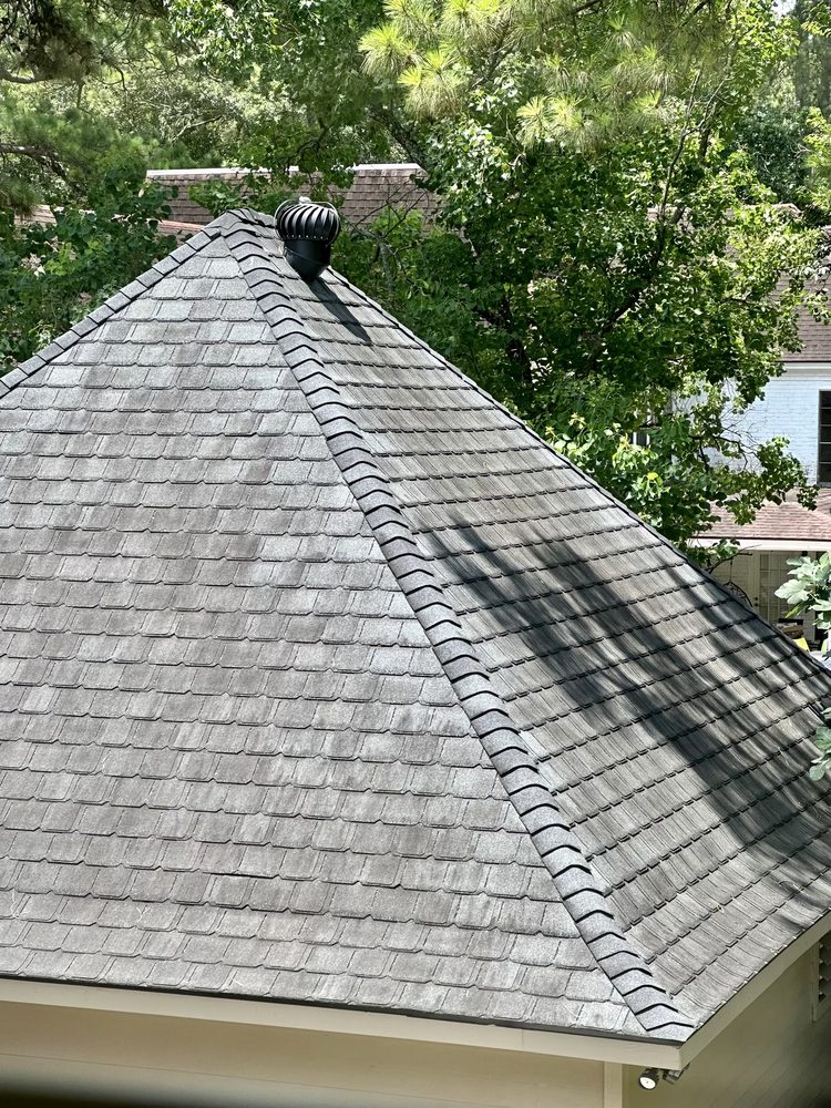 Slide of Green Pine Roofing & Construction