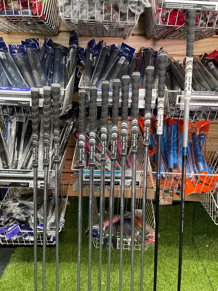 Eaton's Golf Shop Logo