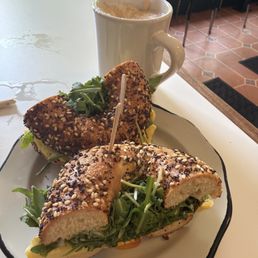 CRUNCHY SPICE BAGEL SANDWICH ***CAPPUCINO CRUNCHY SPICE BAGEL SANDWICH ***CAPPUCINO