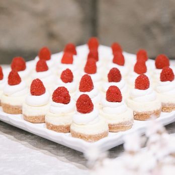 Palette Cakes - Bakeries Near Me - Carmichael , California