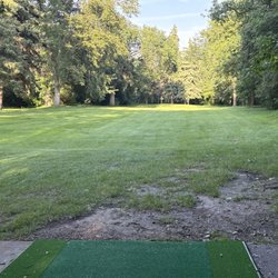 Kinsmen Pitch 'n' Putt Golf Course - Beautiful evening for a short round of Whack F***