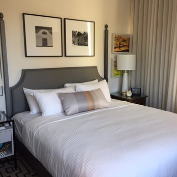 Hotel E - Small room, but super cute! - Hotels Near Me - Santa Rosa, California Hotel E - Small room, but super cute! - Hotels Near Me - Santa Rosa, California