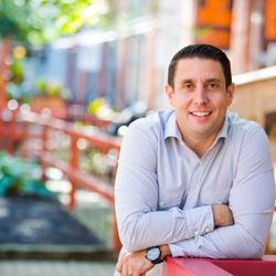 Mattiacio Orthodontics - Meet Dr. M!  Fun Facts: He's a Syracuse Sports Fan, Cross fit Extraordinaire & Loves to Travel!