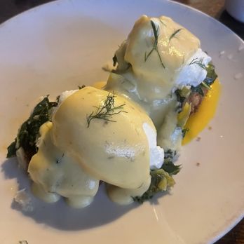 Friends Grille and Bar - New American Near Me - Valdosta, Georgia