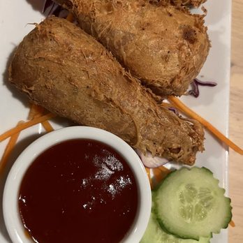 Alice & Friends' Vegan Kitchen - Drumsticks - Vegetarian Near Me - Chicago, Illinois Alice & Friends' Vegan Kitchen - Drumsticks - Vegetarian Near Me - Chicago, Illinois