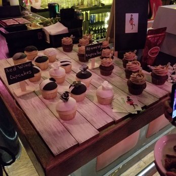 The Cupcake Experience - Red Wine Cupcakes and Hennessy Cupcakes - Cupcakes Near Me