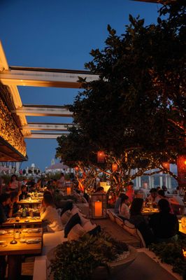 Watr at the 1 Rooftop by null