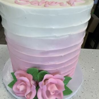 Amia Bakery - Mango vanilla cake - Bakeries Near Me - Newark, California