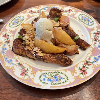 Unconventional Diner - French Toast - Breakfast & Brunch Near Me - Washington, DC, District of Columbia
