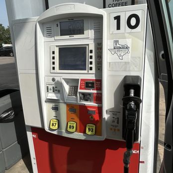 Chevron - Pumps - Gas Stations Near Me - Georgetown, Texas Chevron - Pumps - Gas Stations Near Me - Georgetown, Texas
