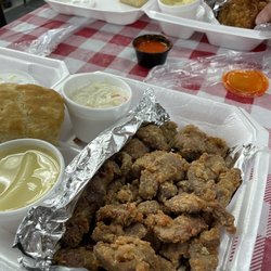 Lindy's Chicken - The BEST DAMN gizzards!