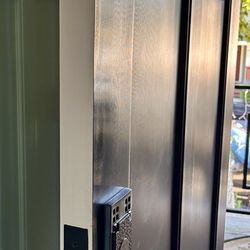 3 finishes above the lockset