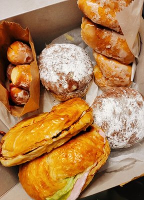 Magee's Donuts by null
