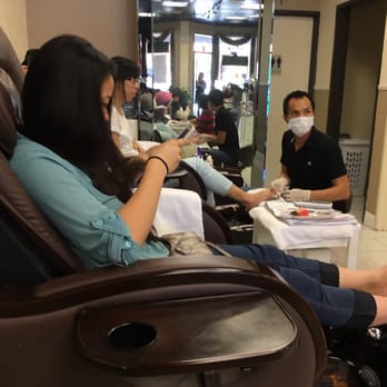 Oasis Nail Spa - Massage chairs - Nail Salons Near Me - Glendale, California