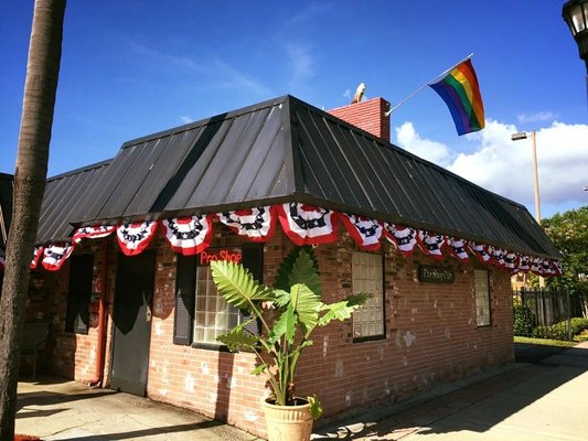 Pro Shop Pub by null