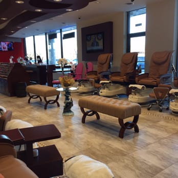 Lee Nail Salon - Updated, love it. - Nail Salons Near Me - Chicago, Illinois Lee Nail Salon - Updated, love it. - Nail Salons Near Me - Chicago, Illinois
