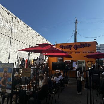 Heavy Handed - Outdoor seating - American Near Me - Santa Monica, California Heavy Handed - Outdoor seating - American Near Me - Santa Monica, California
