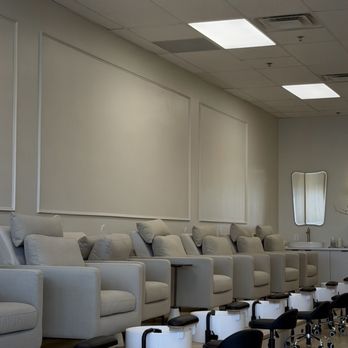 Nou Nail Bar - Pedicure chairs! - Nail Salons Near Me - Saint Louis, Missouri Nou Nail Bar - Pedicure chairs! - Nail Salons Near Me - Saint Louis, Missouri