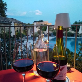 La Ferme Chapouton - Beautiful night at the "ferme chapouton". The waiters are really professional. You can enjoy a sweet meal with a beautiful view. - Bistros Near Me - Grignan, 26 La Ferme Chapouton - Beautiful night at the "ferme chapouton". The waiters are really professional. You can enjoy a sweet meal with a beautiful view. - Bistros Near Me - Grignan, 26