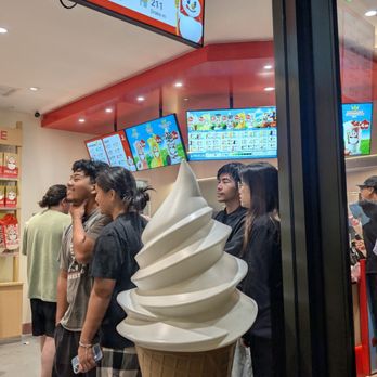 Mixue - Bubble Tea Near Me - Irvine, California Mixue - Bubble Tea Near Me - Irvine, California