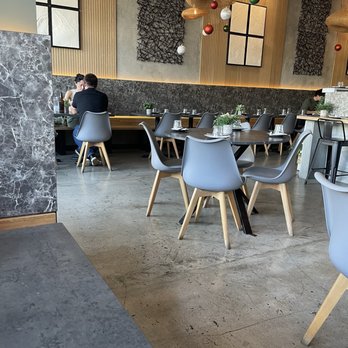 Kontentsu - South Pasadena - Dining area - Ramen Near Me - South Pasadena, California