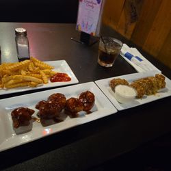 CrossTown Bar & Grill