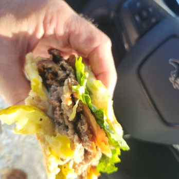 Old School Burgers - Custom 1/3 lb burger with lettuce tomato pickle and how soft. - Food Trucks Near Me - Weyers Cave, Virginia Old School Burgers - Custom 1/3 lb burger with lettuce tomato pickle and how soft. - Food Trucks Near Me - Weyers Cave, Virginia