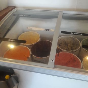Peking Chinese Restaurant - Who doesn't love to scoop their own ice cream? Lots of flavors to mix and match. - Chinese Near Me - Alcoa, Tennessee Peking Chinese Restaurant - Who doesn't love to scoop their own ice cream? Lots of flavors to mix and match. - Chinese Near Me - Alcoa, Tennessee