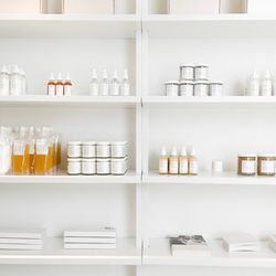 Norabloom - Norablooms holistic skin care products
