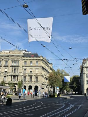 Bahnhofstrasse by null