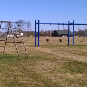 Central Park - small playground - Parks Near Me - Madison Township, Indiana