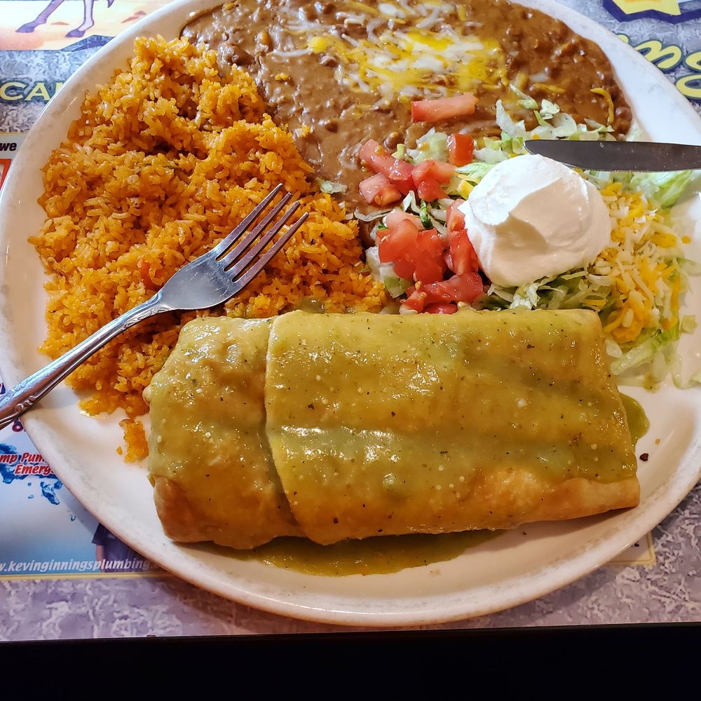 Awesome seafood chimi, the verdi sauce is excellent! Awesome seafood chimi, the verdi sauce is excellent!